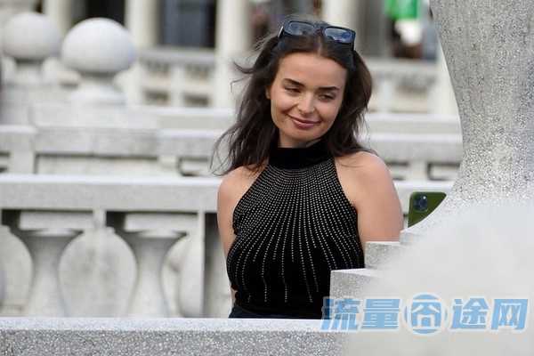 手机卡插上物联卡（手机卡插上物联卡没信号）