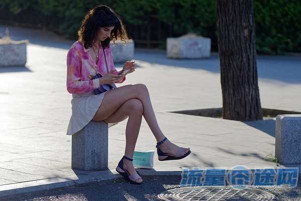 流量送视频会员怎么用（买流量送会员）