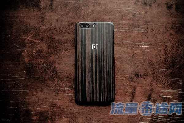办电话卡无限流量多少钱（办卡电话卡无限流量）