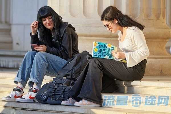 流量囧途文章-什么卡是无限流量（什么卡是无限流量不限速的）