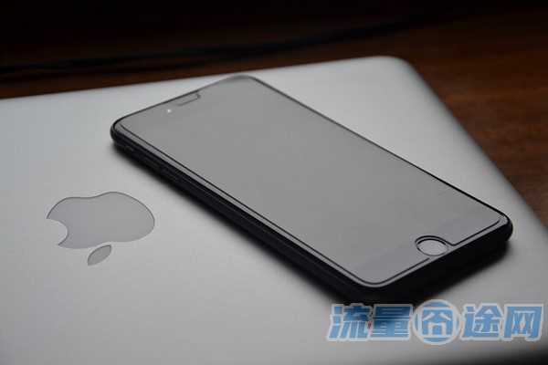 流量囧途文章-移动天王卡流量下月(移动天王卡99元100g)