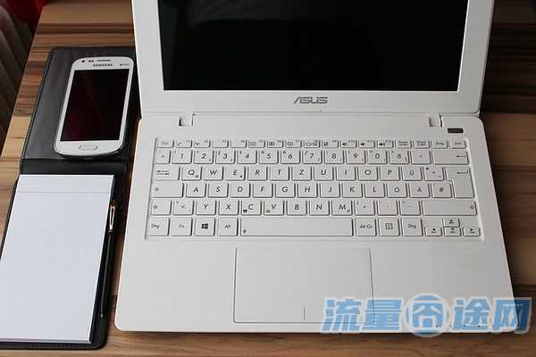 流量囧途文章-联通纯流量正规卡吗(联通纯流量卡有什么缺点)